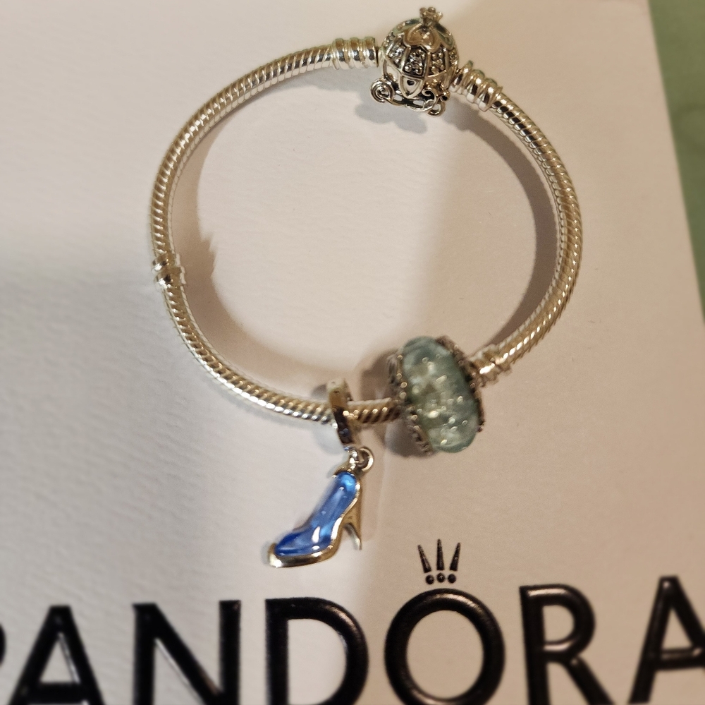 Pandora Cinderella Bracelet And Charm Set